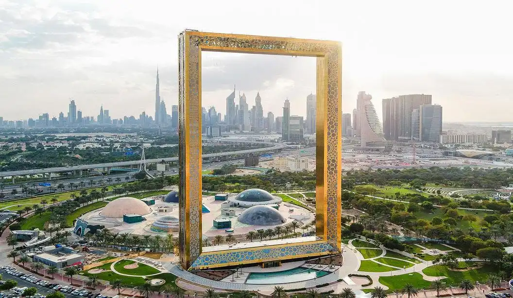 Restaurants near Dubai Frame