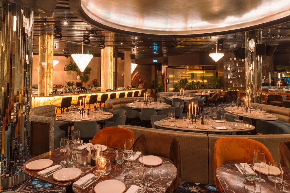 Winnys Restaurant Confectionery Dubai